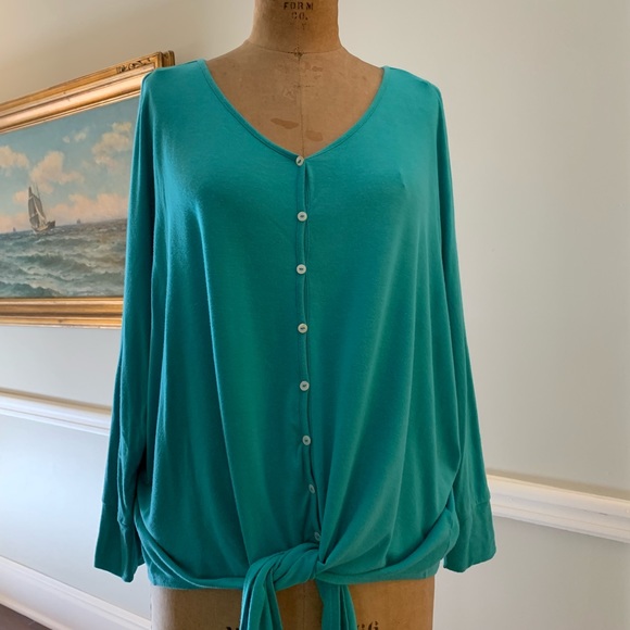 Turquoise blue over sized top - Picture 2 of 6